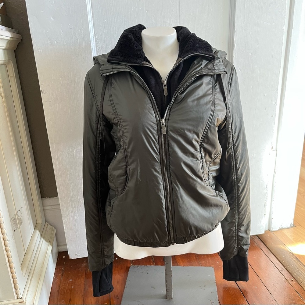 Lululemon Scuba Hoodie *Glyde Dark Olive Green Insulated Jacket Size 4 - Picture 4 of 17
